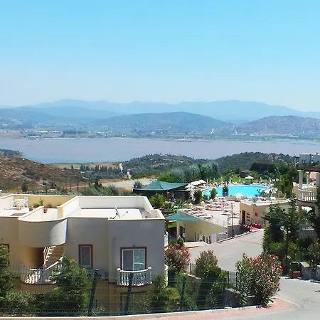 Lakeside Garden Holiday Village Serenity Hébergement de vacances *
