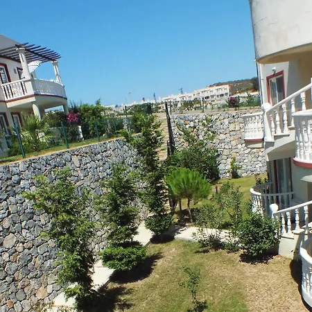 Lakeside Garden Holiday Village Serenity * Bogazici