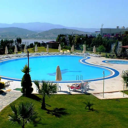 Lakeside Garden Holiday Village Serenity